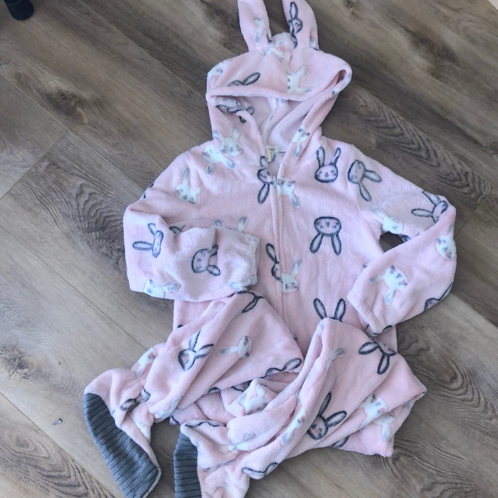 Rag doll and Rockets Pink bunny pajama onesies M